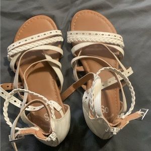 SO memory foam Sandals